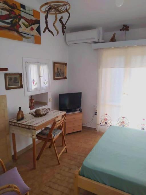 Beautiful Cottage Over-Viewing Samos Bay. المظهر الخارجي الصورة