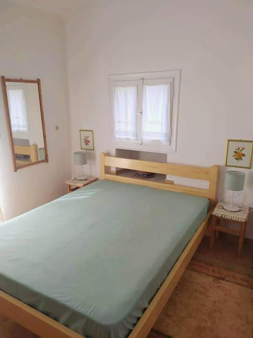 Beautiful Cottage Over-Viewing Samos Bay. المظهر الخارجي الصورة